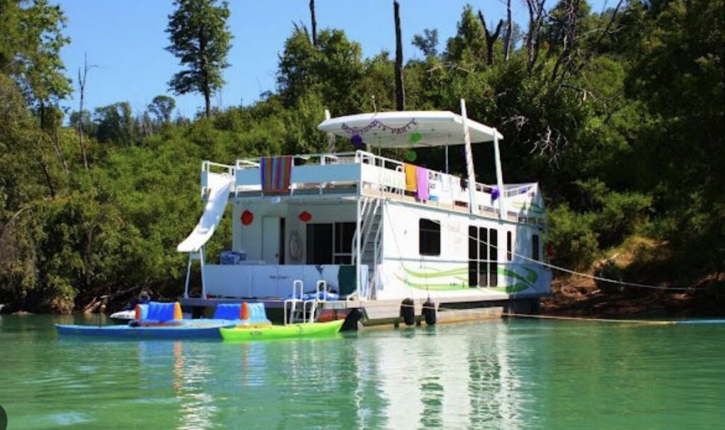 Colourful houseboat on the shore